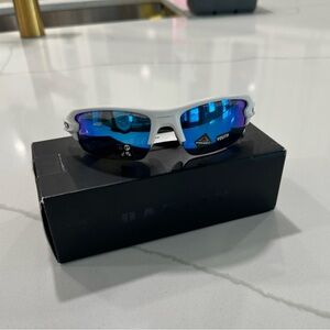 SOLD****Oakley Youth Sunglasses